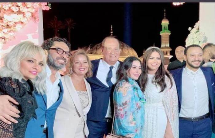 أحمد خالد صالح وهنادي مهنا مع نجوم الفن
