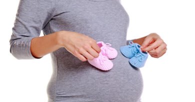 10 علامات تدل على أنك حامل بولد