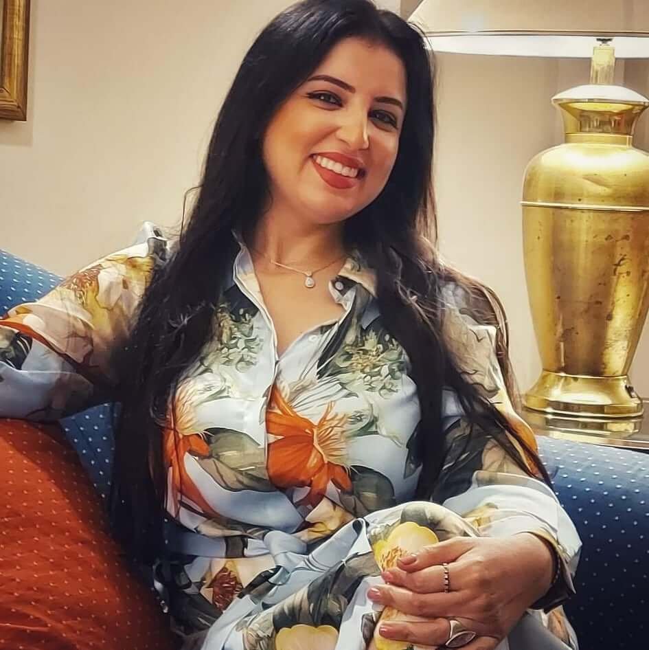 الفنانه نهى صالح